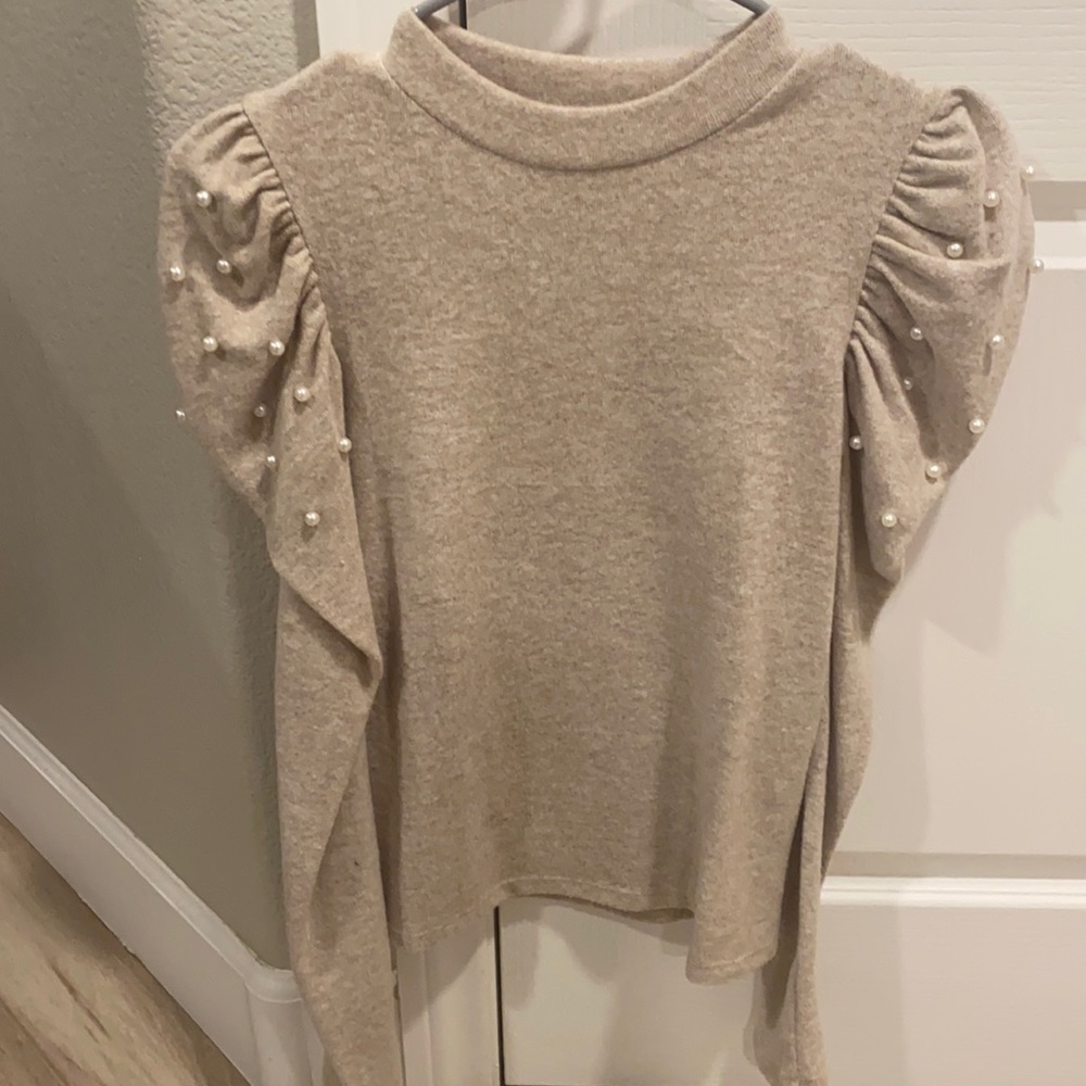 Zara Puff sleeve sweater with pearls Small